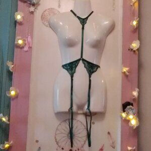 Emerald Lace (M) Body Strap Harness